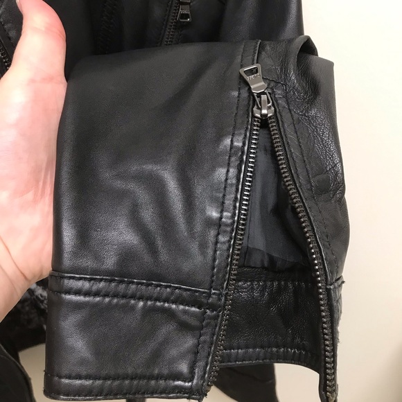 Guess Soft Genuine Leather Jacket - Picture 8 of 13